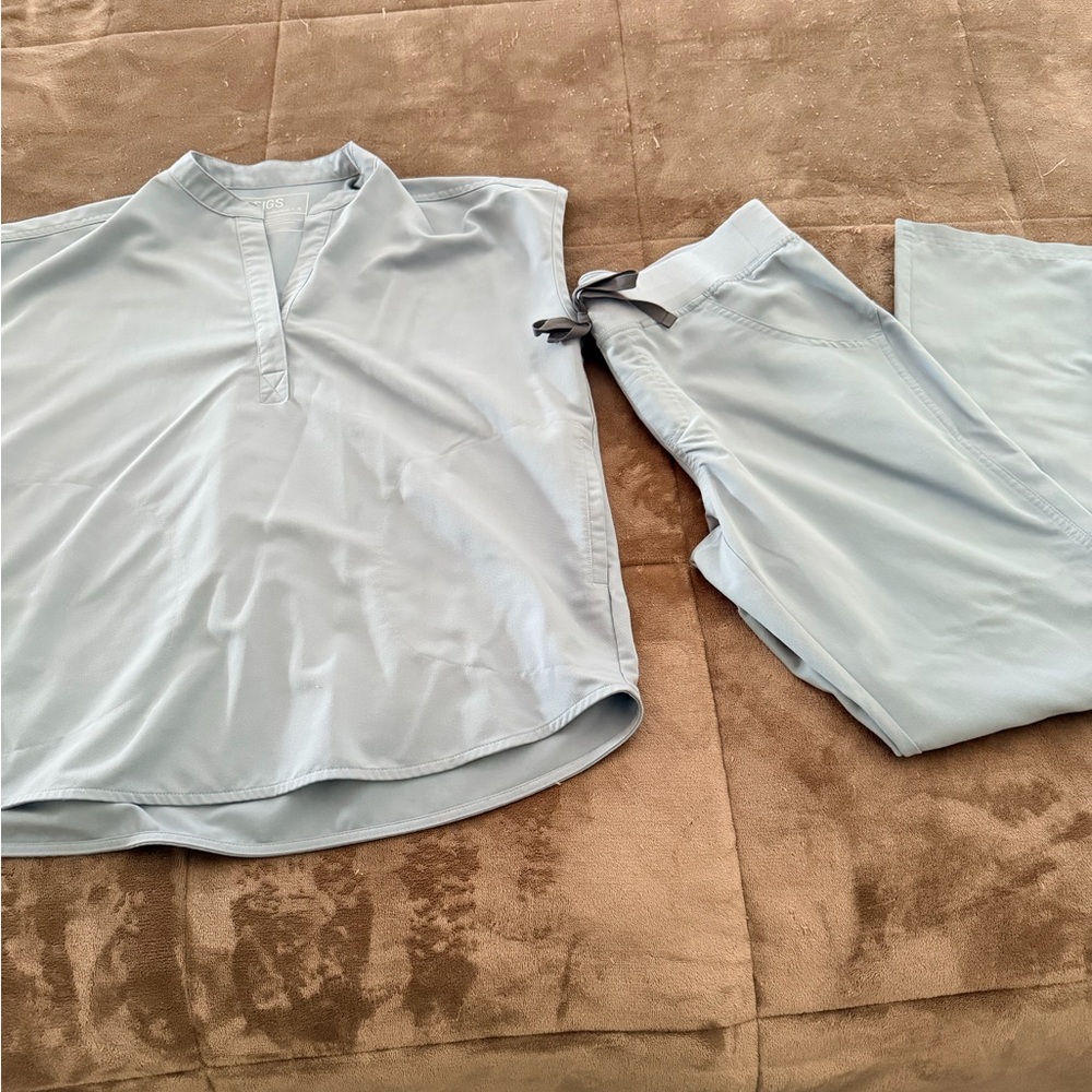 Figs Light Blue Women's Scrub Top and Pants Set